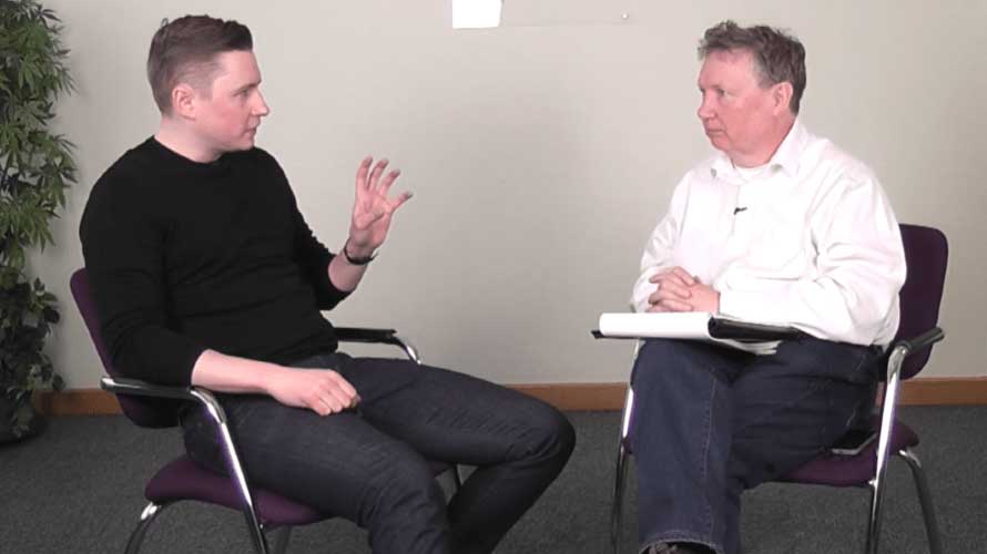 Ken McGaffin conversa com Ross Tavendale, da Type A Media, sobre dicas dos backlinks principais do Majestic.